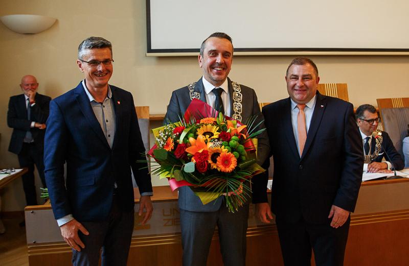 Uroczysta Sesja Rady Miasta w Rektoracie Uniwersytetu Zielonogórskiego, podczas której zaprzysiężony został prezydent Zielonej Góry Marcin Pabierowski.