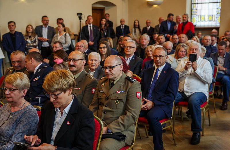 Uroczysta Sesja Rady Miasta w Rektoracie Uniwersytetu Zielonogórskiego, podczas której zaprzysiężony został prezydent Zielonej Góry Marcin Pabierowski.