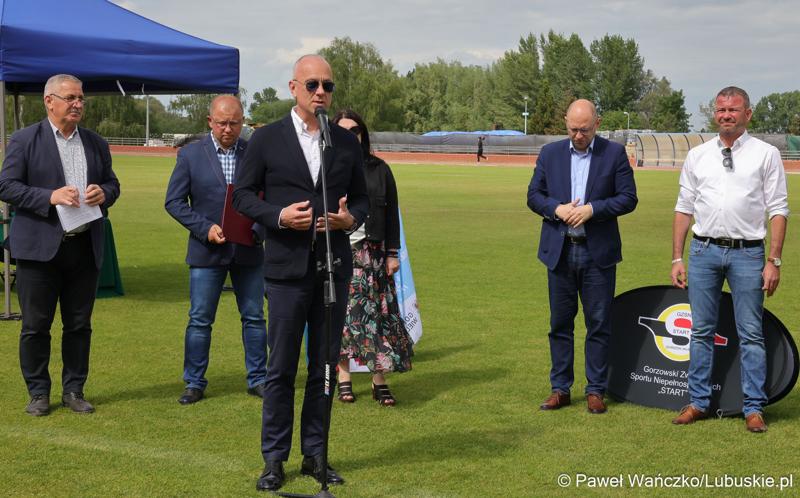 Marszałek Województwa Lubuskiego Marcin Jabłoński wziął udział w uroczystym otwarciu II Rundy Paralekkoatletycznego Grand Prix Polski – Otwartego Mitingu Osób Niepełnosprawnych w Lekkiej Atletyce w Słubicach