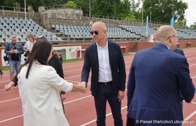 Marszałek Województwa Lubuskiego Marcin Jabłoński wziął udział w uroczystym otwarciu II Rundy Paralekkoatletycznego Grand Prix Polski – Otwartego Mitingu Osób Niepełnosprawnych w Lekkiej Atletyce w Słubicach