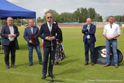 Marszałek Województwa Lubuskiego Marcin Jabłoński wziął udział w uroczystym otwarciu II Rundy Paralekkoatletycznego Grand Prix Polski – Otwartego Mitingu Osób Niepełnosprawnych w Lekkiej Atletyce w Słubicach