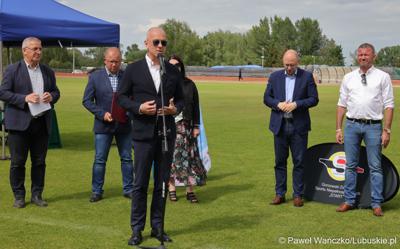 Marszałek Województwa Lubuskiego Marcin Jabłoński wziął udział w uroczystym otwarciu II Rundy Paralekkoatletycznego Grand Prix Polski – Otwartego Mitingu Osób Niepełnosprawnych w Lekkiej Atletyce w Słubicach