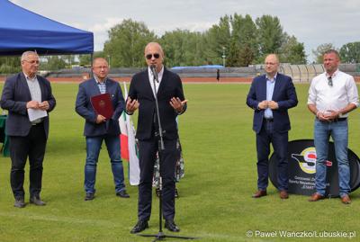Marszałek Województwa Lubuskiego Marcin Jabłoński wziął udział w uroczystym otwarciu II Rundy Paralekkoatletycznego Grand Prix Polski – Otwartego Mitingu Osób Niepełnosprawnych w Lekkiej Atletyce w Słubicach