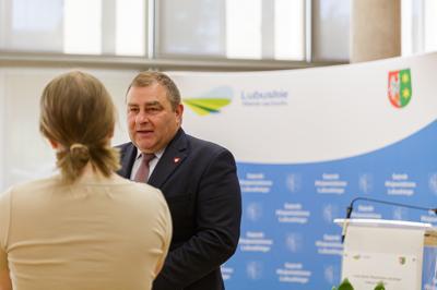 Wręczenie certyfikatów akredytacyjnych dot. pobierania narządów do przeszczepu