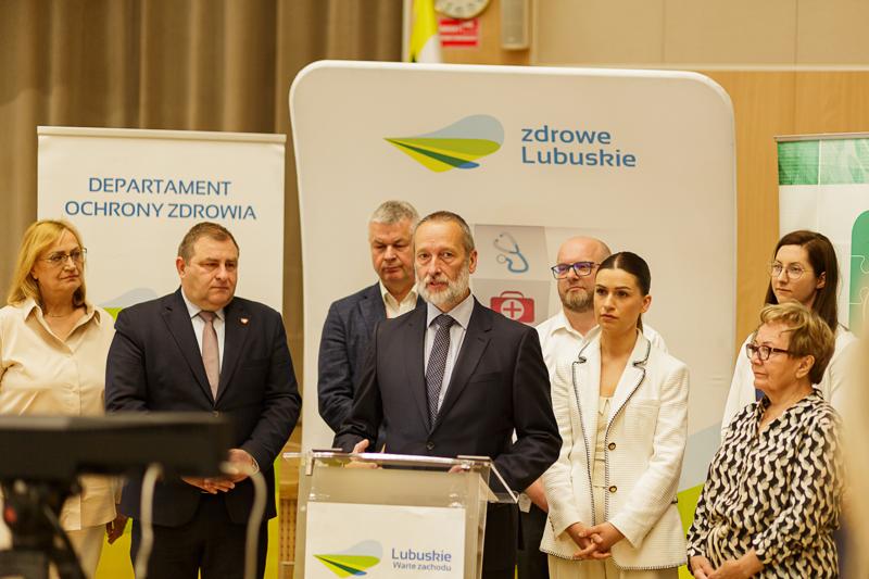 Wręczenie certyfikatów akredytacyjnych dot. pobierania narządów do przeszczepu