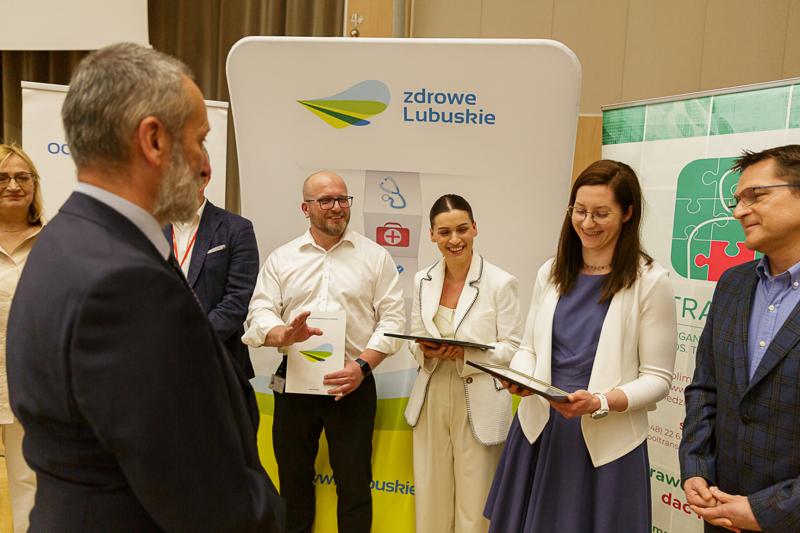 Wręczenie certyfikatów akredytacyjnych dot. pobierania narządów do przeszczepu
