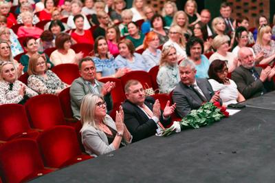 Obchody Międzynarodowego Dnia Pielęgniarki i Położnej w Lubuskim Teatrze w Zielonej Górze. 