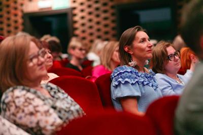 Obchody Międzynarodowego Dnia Pielęgniarki i Położnej w Lubuskim Teatrze w Zielonej Górze. 