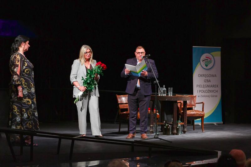 Obchody Międzynarodowego Dnia Pielęgniarki i Położnej w Lubuskim Teatrze w Zielonej Górze.