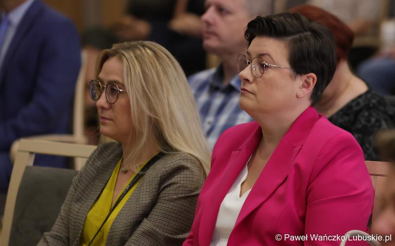 Uczestnicy konferencji pt. „Lubuska rewitalizacja” w Sali Kolumnowej Sejmiku Województwa Lubuskiego w Zielonej Górze