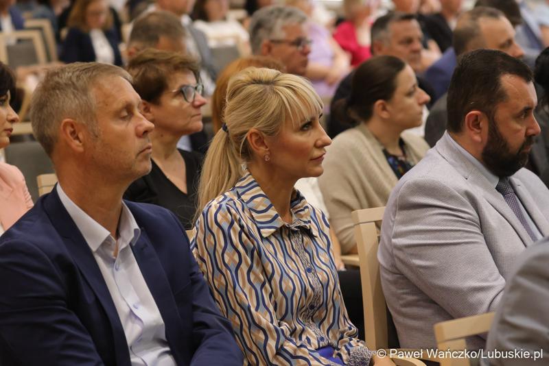 Uczestnicy konferencji pt. „Lubuska rewitalizacja” w Sali Kolumnowej Sejmiku Województwa Lubuskiego w Zielonej Górze