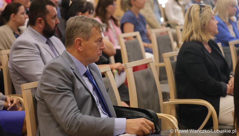 Uczestnicy konferencji pt. „Lubuska rewitalizacja” w Sali Kolumnowej Sejmiku Województwa Lubuskiego w Zielonej Górze