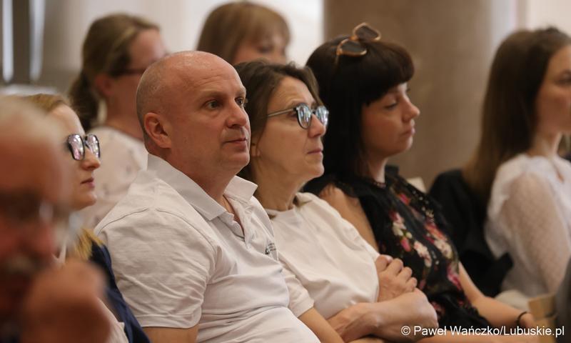 Uczestnicy konferencji pt. „Lubuska rewitalizacja” w Sali Kolumnowej Sejmiku Województwa Lubuskiego w Zielonej Górze