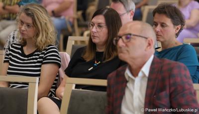 Uczestnicy konferencji pt. „Lubuska rewitalizacja” w Sali Kolumnowej Sejmiku Województwa Lubuskiego w Zielonej Górze