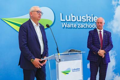 Podpisanie umów na dotacje celowe na wyłączanie gruntów rolnych z produkcji rolniczej i nie tylko