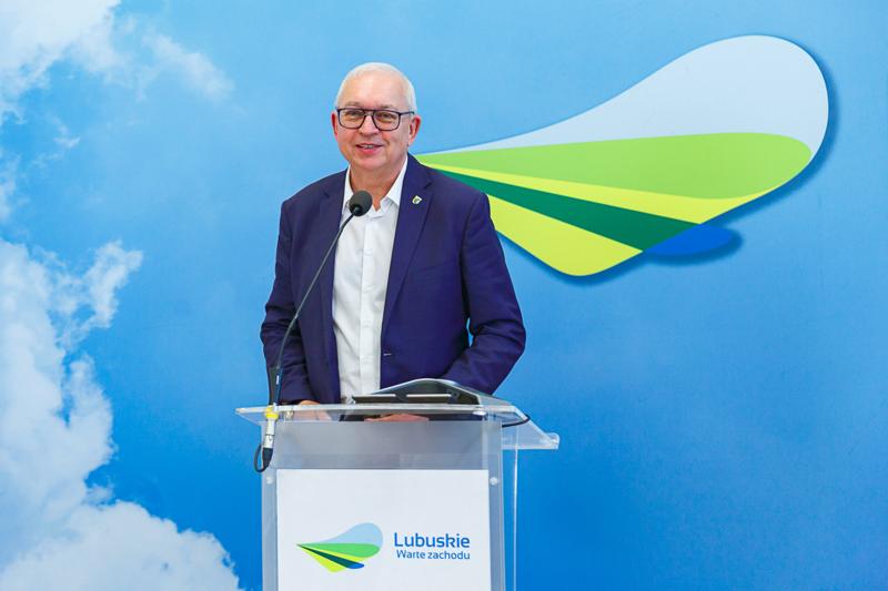 Podpisanie umów na dotacje celowe na wyłączanie gruntów rolnych z produkcji rolniczej i nie tylko