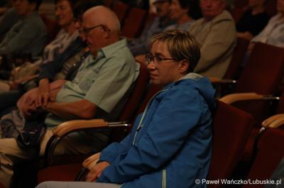 Uroczysta inauguracja 10. (13.) Festiwalu Filmu, Teatru i Książki „Kozzi Film Festiwal” w Wojewódzkiej i Miejskiej Bibliotece Publicznej w Zielonej Górze