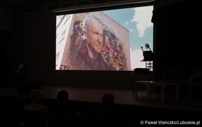 Uroczysta inauguracja 10. (13.) Festiwalu Filmu, Teatru i Książki „Kozzi Film Festiwal” w Wojewódzkiej i Miejskiej Bibliotece Publicznej w Zielonej Górze