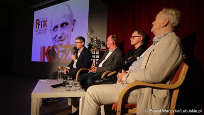 Uroczysta inauguracja 10. (13.) Festiwalu Filmu, Teatru i Książki „Kozzi Film Festiwal” w Wojewódzkiej i Miejskiej Bibliotece Publicznej w Zielonej Górze