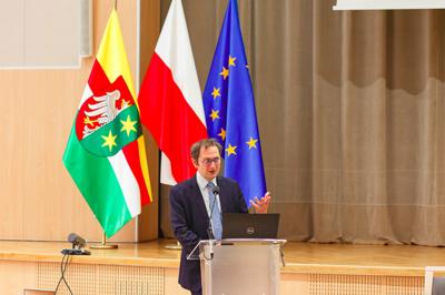 Debata na temat badania "Hierarchia funkcjonalna miast w województwie lubuskim jako punkt wyjścia do kształtowania polityk regionalnych i miejskich"