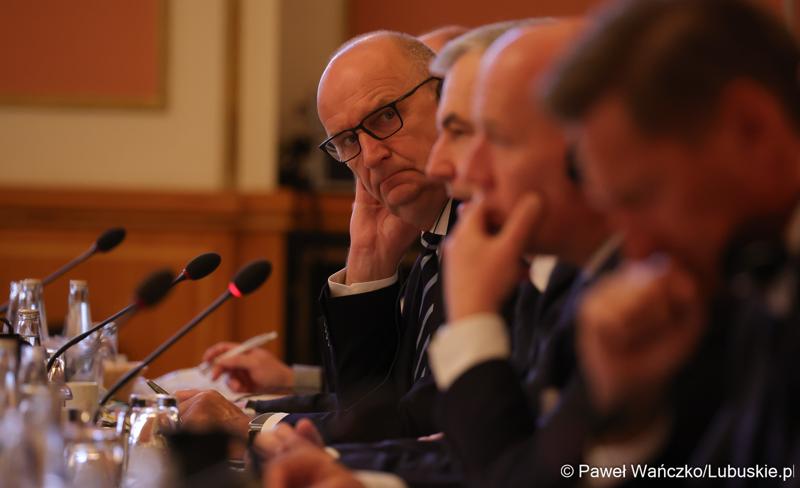 Uczestnicy VIII Szczytu Politycznego Partnerstwa Odry w Berlinie
