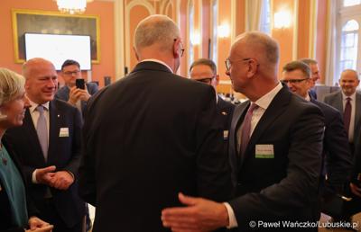 Uczestnicy VIII Szczytu Politycznego Partnerstwa Odry w Berlinie