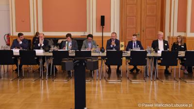 Uczestnicy VIII Szczytu Politycznego Partnerstwa Odry w Berlinie