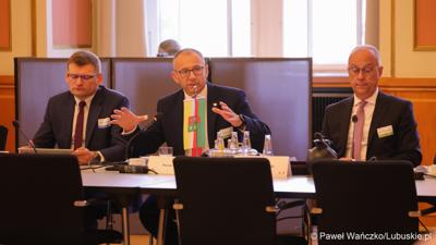 Uczestnicy VIII Szczytu Politycznego Partnerstwa Odry w Berlinie