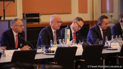 Uczestnicy VIII Szczytu Politycznego Partnerstwa Odry w Berlinie