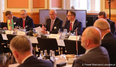 Uczestnicy VIII Szczytu Politycznego Partnerstwa Odry w Berlinie