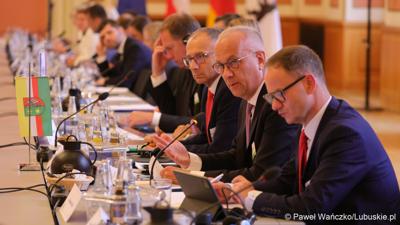Uczestnicy VIII Szczytu Politycznego Partnerstwa Odry w Berlinie