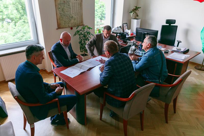 Spotkanie Wicemarszałka Sebastiana Ciemnoczołowskiego z Wójtem Krzysztofem Golą