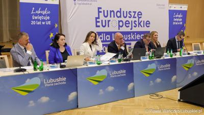 Uczestnicy 6. obrad Komitetu Monitorującego Fundusze Europejskie dla Lubuskiego