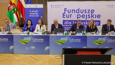 Uczestnicy 6. obrad Komitetu Monitorującego Fundusze Europejskie dla Lubuskiego