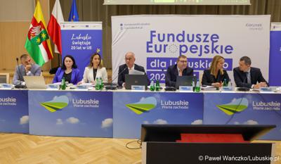 Uczestnicy 6. obrad Komitetu Monitorującego Fundusze Europejskie dla Lubuskiego