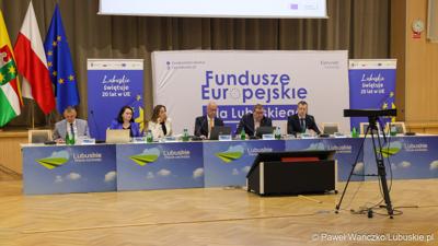 Uczestnicy 6. obrad Komitetu Monitorującego Fundusze Europejskie dla Lubuskiego