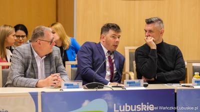 Uczestnicy 6. obrad Komitetu Monitorującego Fundusze Europejskie dla Lubuskiego
