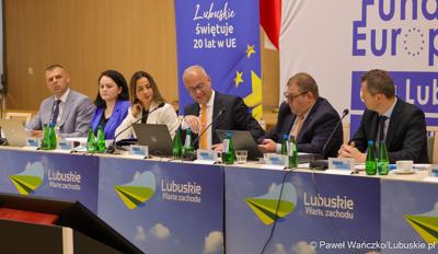 Uczestnicy 6. obrad Komitetu Monitorującego Fundusze Europejskie dla Lubuskiego
