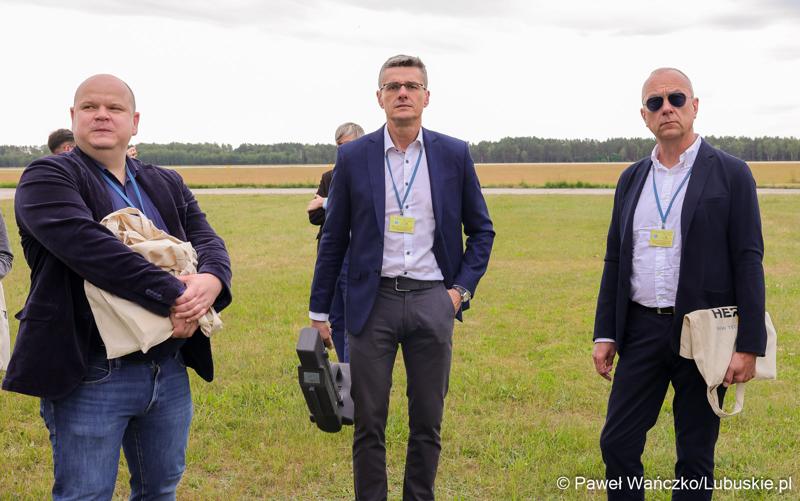 Pokaz systemu antydronowego na lotnisku w Zielonej Górze - Babimoście
