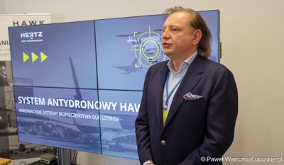  Pokaz systemu antydronowego na lotnisku w Zielonej Górze - Babimoście