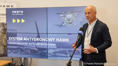  Pokaz systemu antydronowego na lotnisku w Zielonej Górze - Babimoście