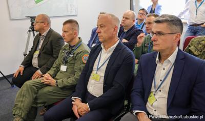  Pokaz systemu antydronowego na lotnisku w Zielonej Górze - Babimoście