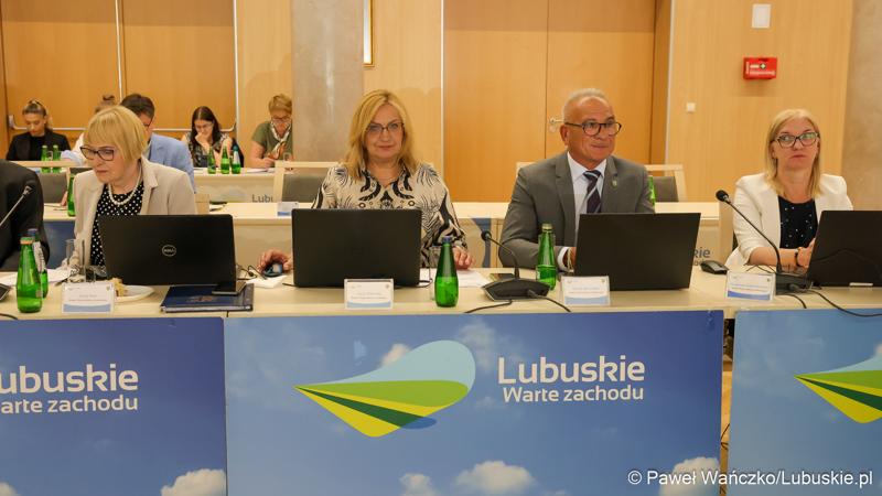 Uczestnicy II zwyczajnej sesji Sejmiku Województwa Lubuskiego