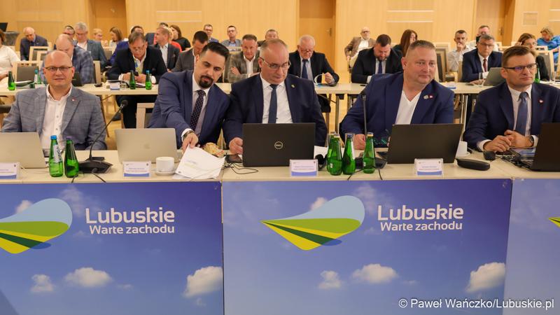 Uczestnicy II zwyczajnej sesji Sejmiku Województwa Lubuskiego