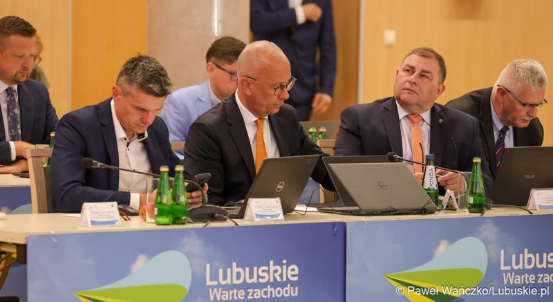 Uczestnicy II zwyczajnej sesji Sejmiku Województwa Lubuskiego