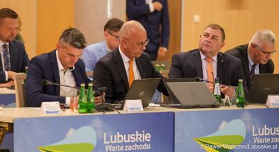 Uczestnicy II zwyczajnej sesji Sejmiku Województwa Lubuskiego