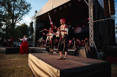 Niesamowity koncert finałowy w wykonaniu Orkiestry Symfonicznej Filharmonii Zielonogórskiej z zaskakującymi atrakcjami