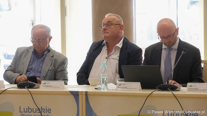 Uczestnicy posiedzenia Wojewódzkiej Rady Dialogu Społecznego w Zielonej Górze