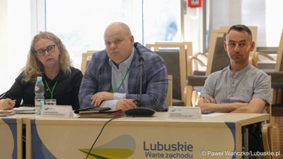 Uczestnicy posiedzenia Wojewódzkiej Rady Dialogu Społecznego w Zielonej Górze