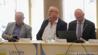 Uczestnicy posiedzenia Wojewódzkiej Rady Dialogu Społecznego w Zielonej Górze